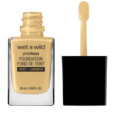 Wet n Wild Photo Focus Dewy Make up για γυναίκες 28 ml Απόχρωση Golden Beige