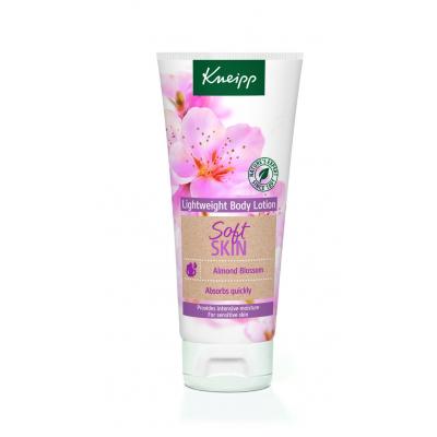 Kneipp Soft Skin Almond Blossom Λοσιόν σώματος για γυναίκες 200 ml