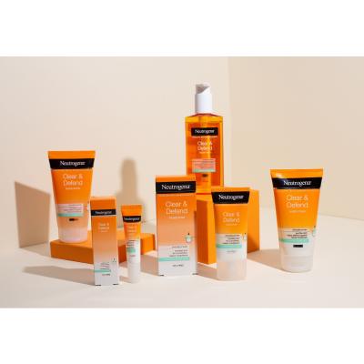 Neutrogena Clear &amp; Defend Facial Scrub Προϊόντα απολέπισης προσώπου 150 ml