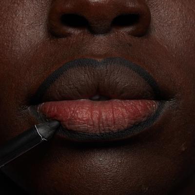 NYX Professional Makeup Line Loud Μολύβι για τα χείλη για γυναίκες 1,2 gr Απόχρωση 18 Evil Genius
