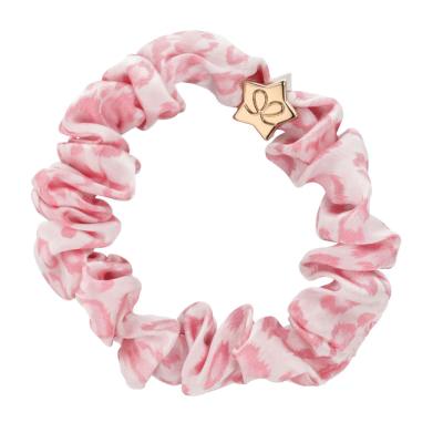 By Eloise London Silk Scrunchie Gold Star Λαστιχάκι για τα μαλλιά για γυναίκες 1 τεμ Απόχρωση Pink Leopard