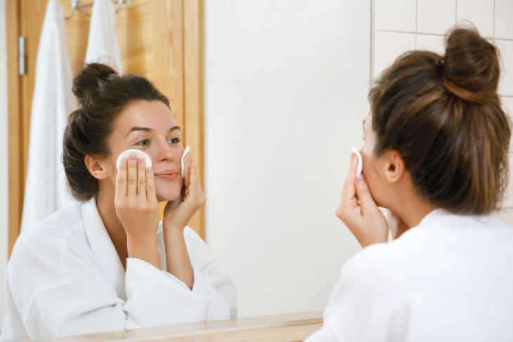 Πώς να καθαρίσετε το πρόσωπό σας